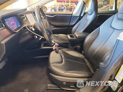 Zdjęcie 7 z 12 samochodu: 2014 TESLA MODEL S VIN:5YJSA1H10EFP55778 - miniatura