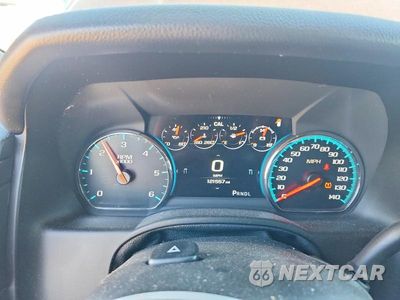 Zdjęcie 9 z 13 samochodu: 2017 CHEVROLET TAHOE C1500 LT VIN:1GNSCBKC7HR280422 - miniatura