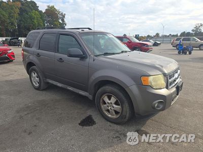 Czwarte zdjęcie samochodu z boku: 2009 FORD ESCAPE XLT VIN:1FMCU03G49KA62900 - miniatura