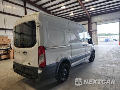 Trzecie zdjęcie samochodu z tyłu: 2016 FORD TRANSIT 250 DELIVERY VAN VIN:1FTYR1DM0GKB13991 - miniatura