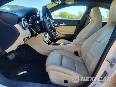 Zdjęcie 7 z 12 samochodu: 2017 MERCEDES-BENZ CLA 250 4MATIC VIN:WDDSJ4GB8HN428245 - miniatura