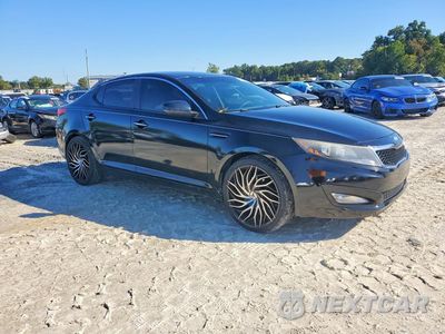 Czwarte zdjęcie samochodu z boku: 2013 KIA OPTIMA LX VIN:5XXGM4A76DG180868 - miniatura