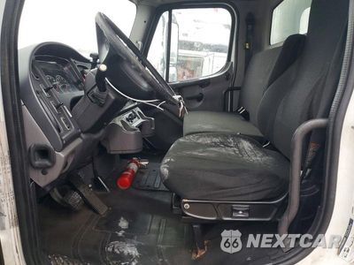 Zdjęcie 7 z 12 samochodu: 2013 FREIGHTLINER M2 106 MEDIUM DUTY VIN:1FVACWDTXDHFH3663 - miniatura