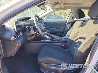 Zdjęcie 7 z 13 samochodu: 2025 HYUNDAI ELANTRA SEL VIN:KMHLS4DG9SU973665 - miniatura