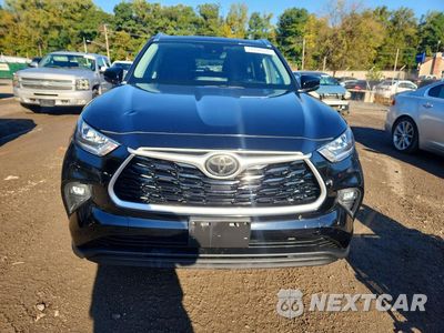 Piąte zdjęcie samochodu w środku: 2020 TOYOTA HIGHLANDER XLE VIN:5TDGZRBH8LS509105 - miniatura