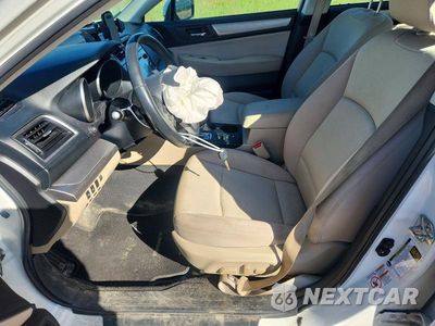 Zdjęcie 7 z 12 samochodu: 2017 SUBARU LEGACY 2.5I PREMIUM VIN:4S3BNAF68H3068665 - miniatura