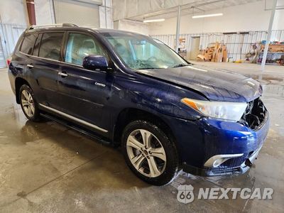 Czwarte zdjęcie samochodu z boku: 2011 TOYOTA HIGHLANDER LIMITED VIN:5TDDK3EH0BS054085 - miniatura