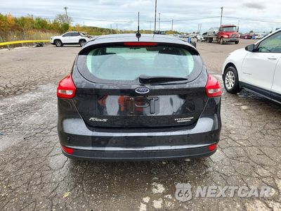 Zdjęcie 6 z 12 samochodu: 2015 FORD FOCUS TITANIUM VIN:1FADP3N24FL323179 - miniatura