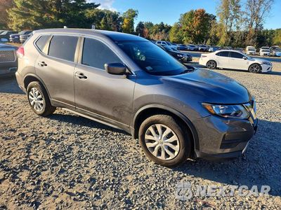 Czwarte zdjęcie samochodu z boku: 2018 NISSAN ROGUE S VIN:5N1AT2MV3JC753983 - miniatura
