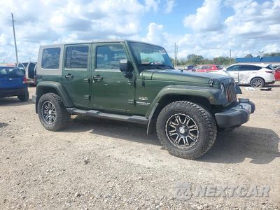 Czwarte zdjęcie samochodu z boku: 2008 JEEP WRANGLER UNLIMITED SAHARA VIN:1J4GA59138L537650 - miniatura