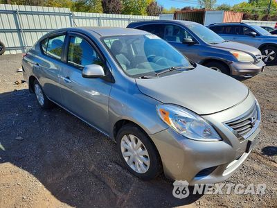 Czwarte zdjęcie samochodu z boku: 2012 NISSAN VERSA 1.6 S VIN:3N1CN7AP7CL875511 - miniatura