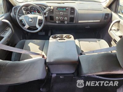 Zdjęcie 8 z 12 samochodu: 2008 CHEVROLET SILVERADO C1500 VIN:2GCEC13J781130039 - miniatura
