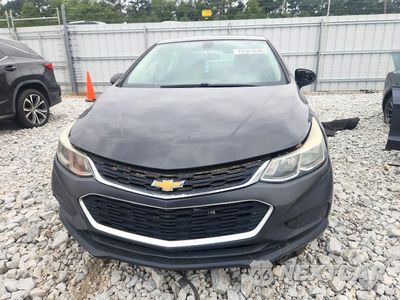 Piąte zdjęcie samochodu w środku: 2017 CHEVROLET CRUZE LS VIN:1G1BC5SM9H7169412 - miniatura