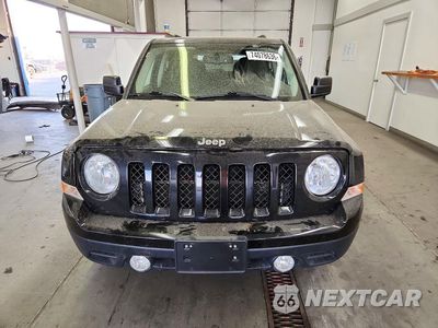Piąte zdjęcie samochodu w środku: 2016 JEEP PATRIOT SPORT VIN:1C4NJPBA0GD678350 - miniatura