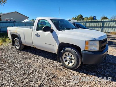 Czwarte zdjęcie samochodu z boku: 2012 CHEVROLET SILVERADO K1500 VIN:1GCNKPEA1CZ290839 - miniatura
