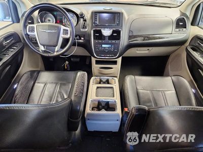 Zdjęcie 8 z 13 samochodu: 2014 CHRYSLER TOWN & COUNTRY TOURING VIN:2C4RC1BG0ER256523 - miniatura