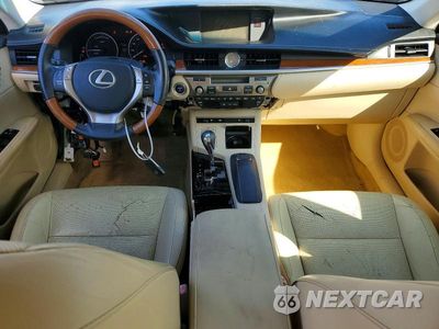 Zdjęcie 8 z 12 samochodu: 2015 LEXUS ES 300H VIN:JTHBW1GG0F2094828 - miniatura