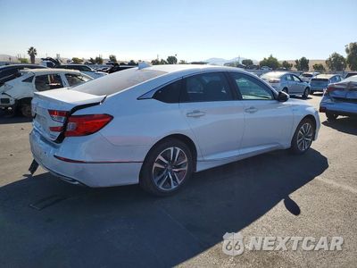 Trzecie zdjęcie samochodu z tyłu: 2020 HONDA ACCORD TOURING HYBRID VIN:1HGCV3F98LA017618 - miniatura