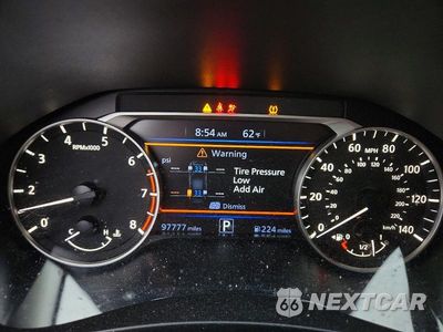 Zdjęcie 9 z 12 samochodu: 2019 NISSAN ALTIMA SR VIN:1N4BL4CW2KN325509 - miniatura