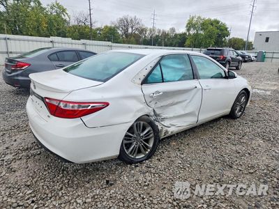 Trzecie zdjęcie samochodu z tyłu: 2016 TOYOTA CAMRY SE VIN:4T1BF1FK6GU166561 - miniatura
