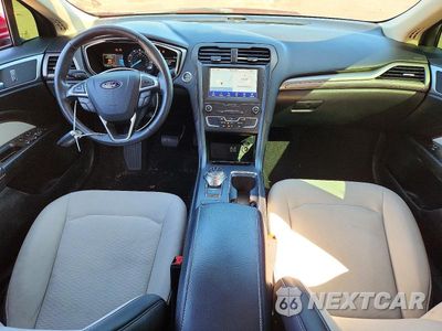 Zdjęcie 8 z 12 samochodu: 2020 FORD FUSION SE VIN:3FA6P0HD0LR104754 - miniatura