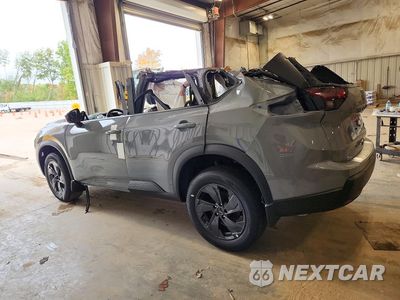 Drugie zdjęcie samochodu z przodu: 2026 NISSAN ROGUE SV VIN:5N1BT3BBXTC879117 - miniatura