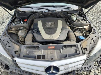 Zdjęcie 11 z 13 samochodu: 2011 MERCEDES-BENZ C 300 4MATIC VIN:WDDGF8BB7BR175781 - miniatura