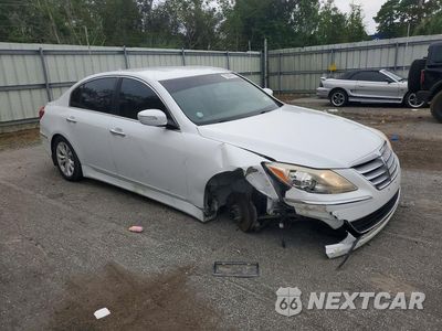 Czwarte zdjęcie samochodu z boku: 2013 HYUNDAI GENESIS 3.8L VIN:KMHGC4DD2DU214797 - miniatura