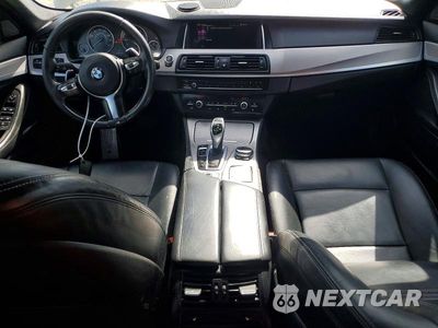 Zdjęcie 8 z 13 samochodu: 2016 BMW 528 XI VIN:WBA5A7C56GG643664 - miniatura