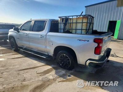 Drugie zdjęcie samochodu z przodu: 2020 CHEVROLET SILVERADO K1500 LT VIN:3GCUYDET4LG290943 - miniatura