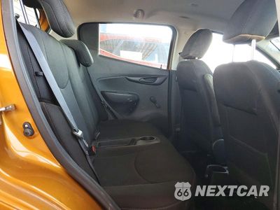 Zdjęcie 10 z 12 samochodu: 2020 CHEVROLET SPARK LS VIN:KL8CB6SA5LC443482 - miniatura