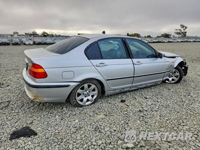 Trzecie zdjęcie samochodu z tyłu: 2002 BMW 325 I VIN:WBAET37452NJ18345 - miniatura