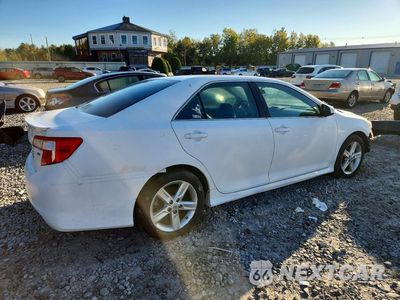 Trzecie zdjęcie samochodu z tyłu: 2013 TOYOTA CAMRY SE VIN:4T1BF1FK3DU696403 - miniatura