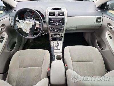Zdjęcie 8 z 12 samochodu: 2012 TOYOTA COROLLA LE VIN:2T1BU4EE8CC795463 - miniatura