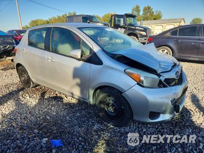 Czwarte zdjęcie samochodu z boku: 2013 TOYOTA YARIS 5-DOOR L VIN:JTDKTUD39DD564045 - miniatura