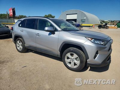 Czwarte zdjęcie samochodu z boku: 2019 TOYOTA RAV4 XLE VIN:2T3W1RFVXKW037389 - miniatura