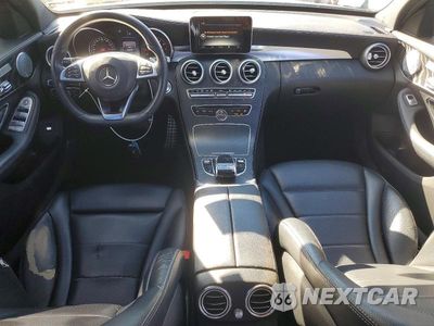 Zdjęcie 8 z 12 samochodu: 2016 MERCEDES-BENZ C 300 4MATIC VIN:55SWF4KB7GU144427 - miniatura