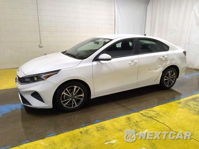 2024 KIA FORTE LXS 3KPF24AD4RE742578 - główne zdjęcie licytacji z USA - miniatura