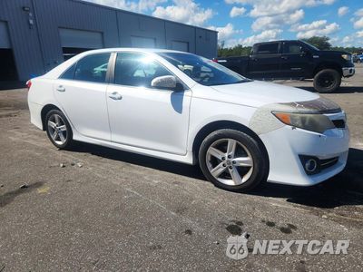 Czwarte zdjęcie samochodu z boku: 2014 TOYOTA CAMRY SE VIN:4T1BF1FK7EU799986 - miniatura