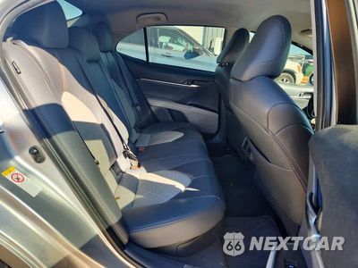 Zdjęcie 10 z 12 samochodu: 2018 TOYOTA CAMRY HYBRID XLE VIN:4T1B21HK4JU002905 - miniatura