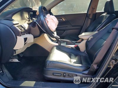 Zdjęcie 7 z 12 samochodu: 2017 HONDA ACCORD TOURING VIN:1HGCR3F99HA022774 - miniatura