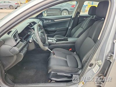 Zdjęcie 7 z 12 samochodu: 2016 HONDA CIVIC LX VIN:19XFC2F55GE001212 - miniatura