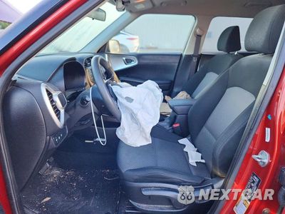 Zdjęcie 7 z 12 samochodu: 2023 KIA SOUL LX VIN:KNDJ23AU7P7877877 - miniatura