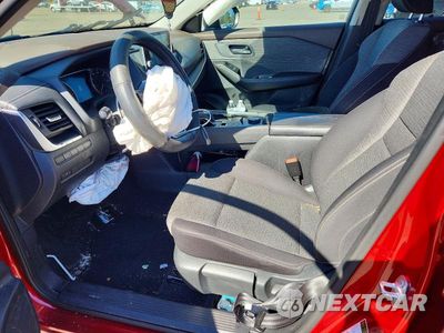 Zdjęcie 7 z 14 samochodu: 2021 NISSAN ROGUE S VIN:5N1AT3AB4MC740437 - miniatura