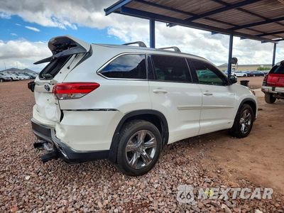 Trzecie zdjęcie samochodu z tyłu: 2018 TOYOTA HIGHLANDER HYBRID LIMITED PLATINUM VIN:5TDDGRFHXJS043936 - miniatura