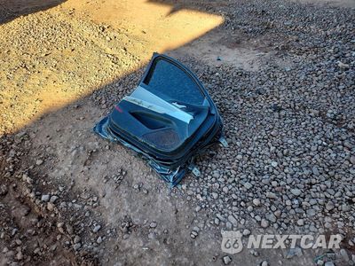 Zdjęcie 12 z 13 samochodu: 2023 GENESIS G70 2.0T VIN:KMTG34TA8PU123695 - miniatura