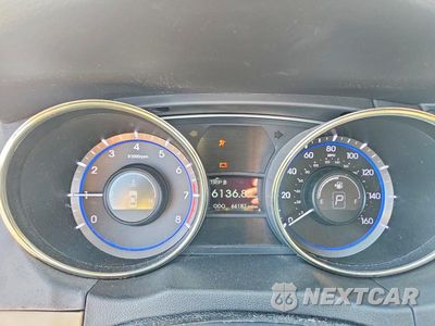 Zdjęcie 9 z 13 samochodu: 2011 HYUNDAI SONATA GLS VIN:5NPEB4ACXBH115212 - miniatura