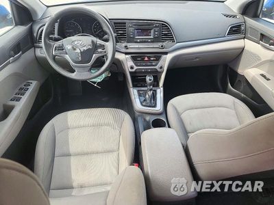 Zdjęcie 8 z 12 samochodu: 2017 HYUNDAI ELANTRA SE VIN:KMHD74LF1HU330721 - miniatura