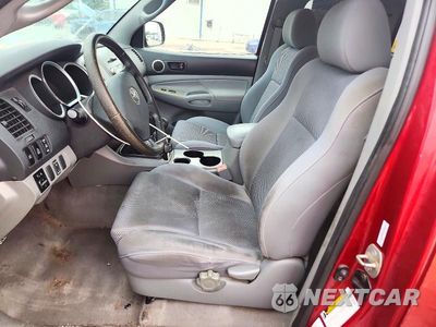 Zdjęcie 7 z 13 samochodu: 2005 TOYOTA TACOMA PRERUNNER ACCESS CAB VIN:5TETU62N55Z008910 - miniatura