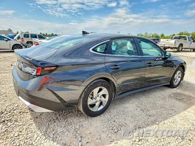 Trzecie zdjęcie samochodu z tyłu: 2025 HYUNDAI SONATA SE VIN:KMHL24JA7SA510702 - miniatura